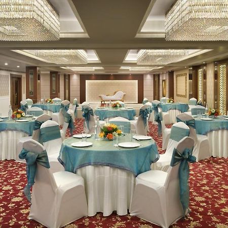 10 Park Street Bed & Breakfast Gorakhpur Dış mekan fotoğraf