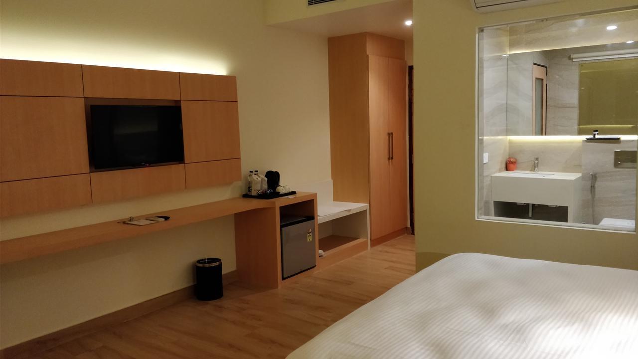 10 Park Street Bed & Breakfast Gorakhpur Dış mekan fotoğraf